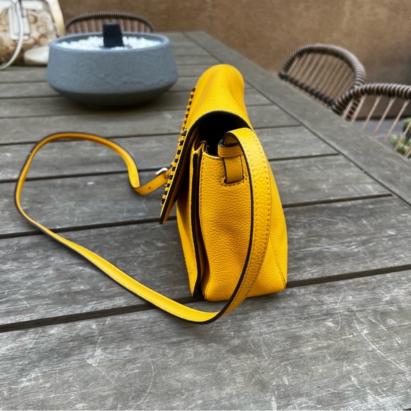 Kate Spade Nilla Hughes Street Pebbled Leather Crossbody Bag in Mustard Yellow - Picture 3 of 13